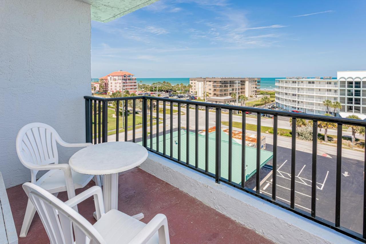 Beachside Hotel And Suites Cocoa Beach Exterior photo